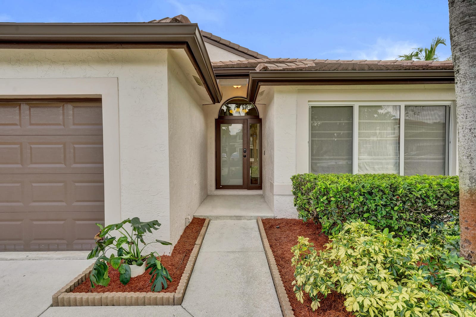18343 SW 5TH Court, Pembroke Pines, FL 33029 photo 4