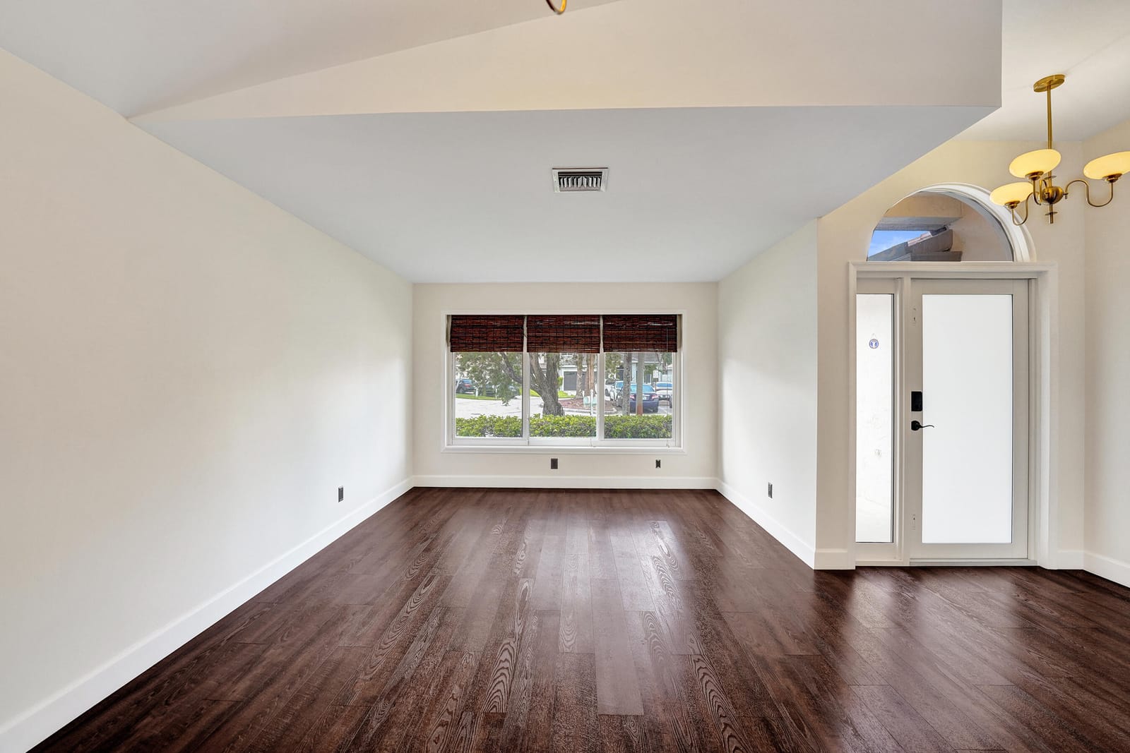 18343 SW 5TH Court, Pembroke Pines, FL 33029 photo 9