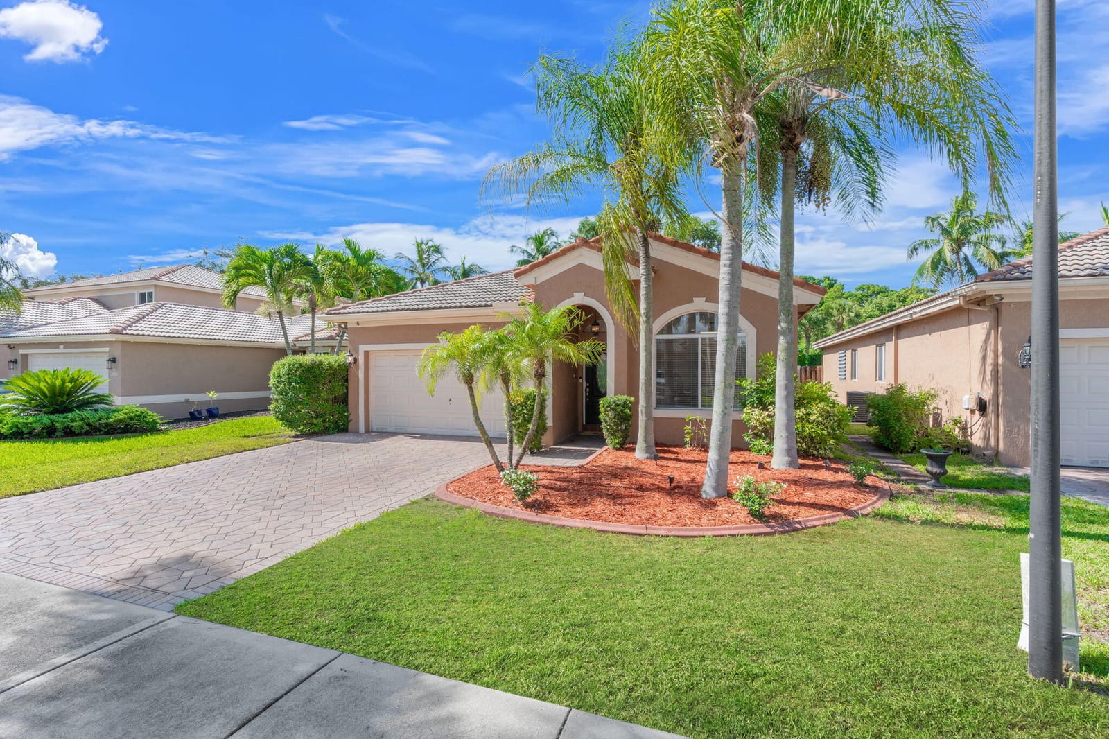 3772 Pebblebrook Court — photo 3