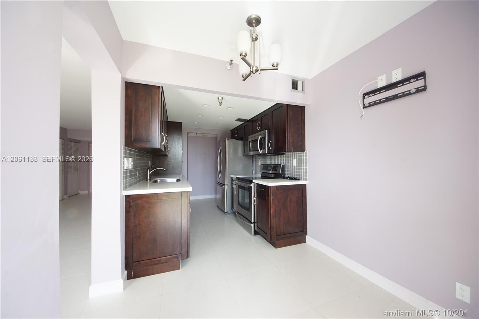 290 174th Street 617 — photo 7