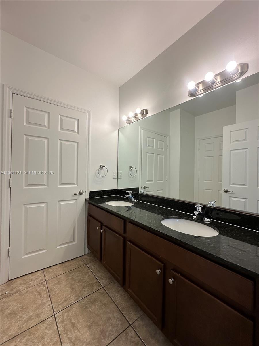 1035 NE 10th Avenue 3 — photo 12