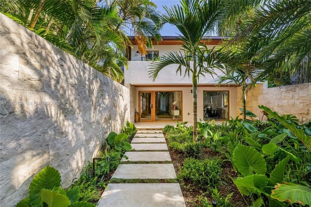 3600 Stewart Avenue, Miami, FL 33133