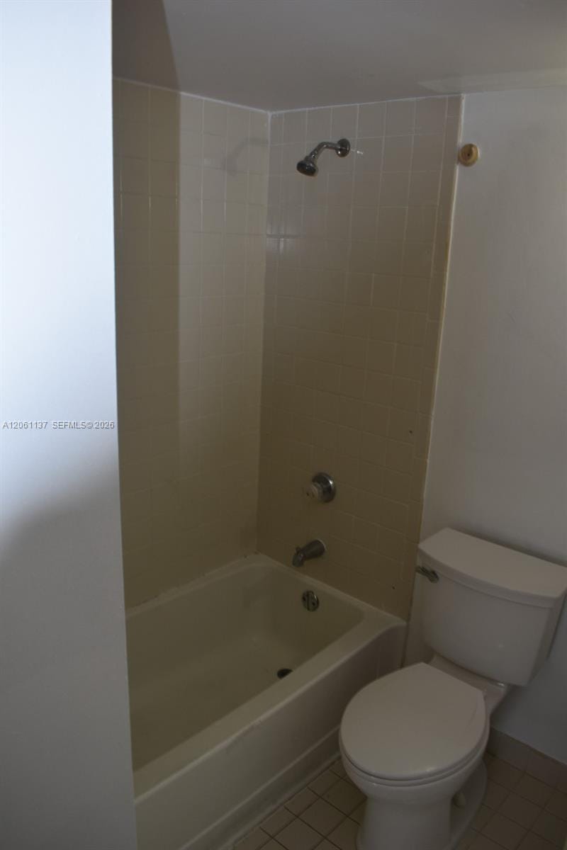 616 NW 26th Avenue 210, Miami, FL 33125 photo 17