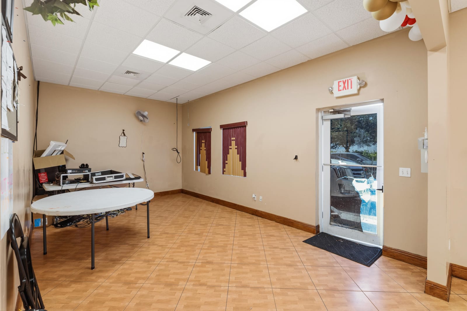 1125 Crestwood Boulevard — photo 10