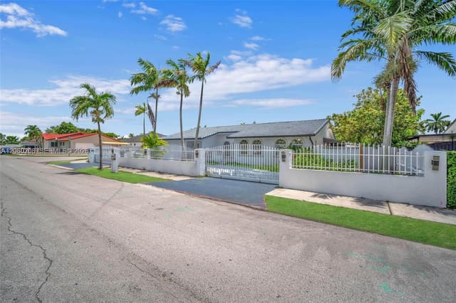 3125 SW 108th Avenue, Bello Monte Estates, Miami, FL
