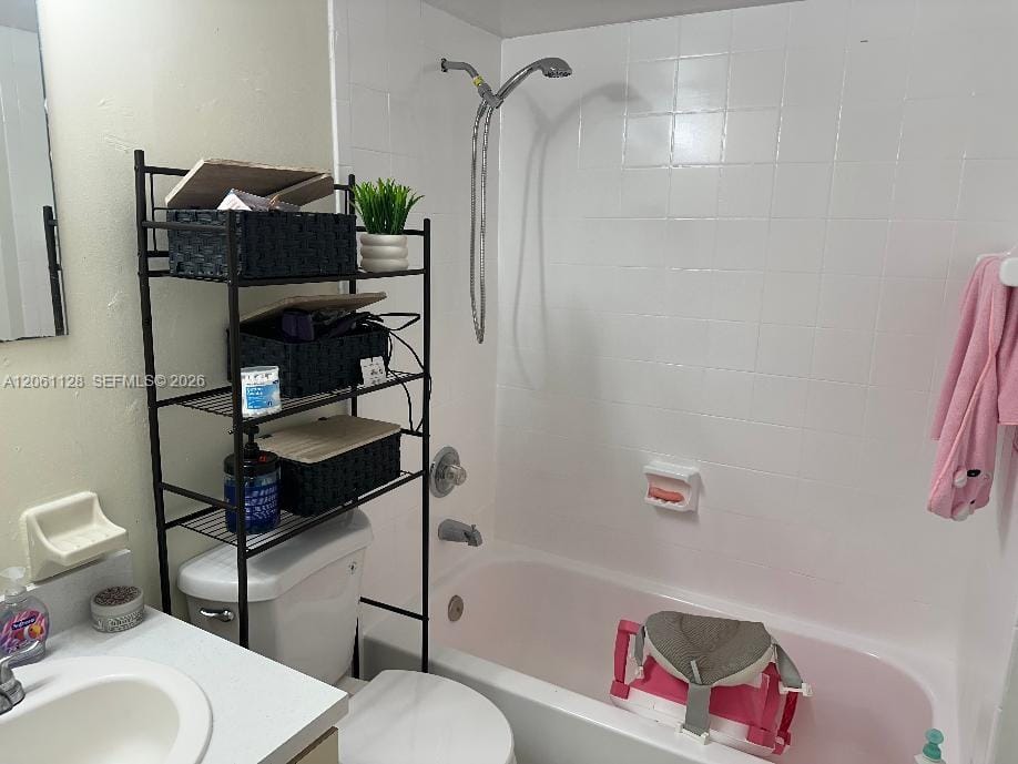 1820 W 53rd Street 518, Hialeah, FL 33012 photo 15