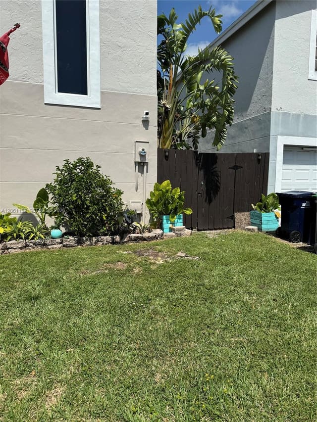 9046 SW 148th Court 2, Miami, FL 33196