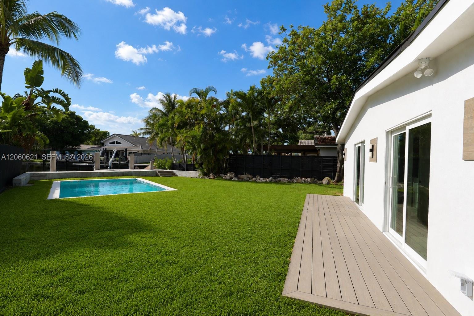 2416 NE 19th Terrace, Wilton Manors, FL 33305 photo 15