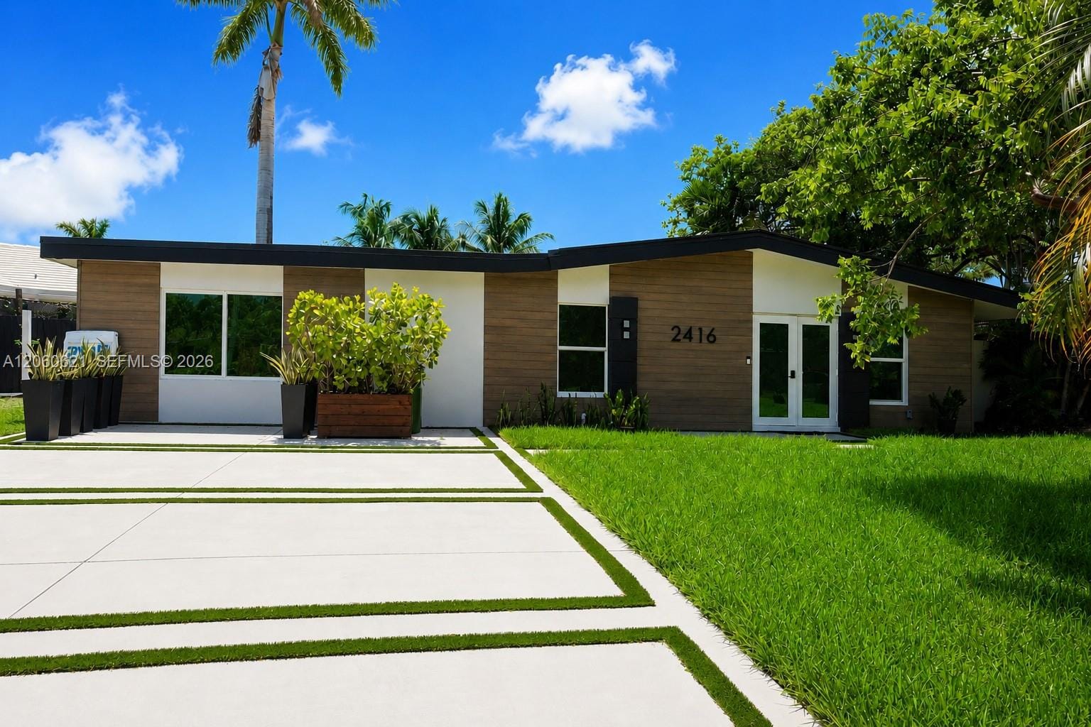 2416 NE 19th Terrace, Wilton Manors, FL 33305 photo 18