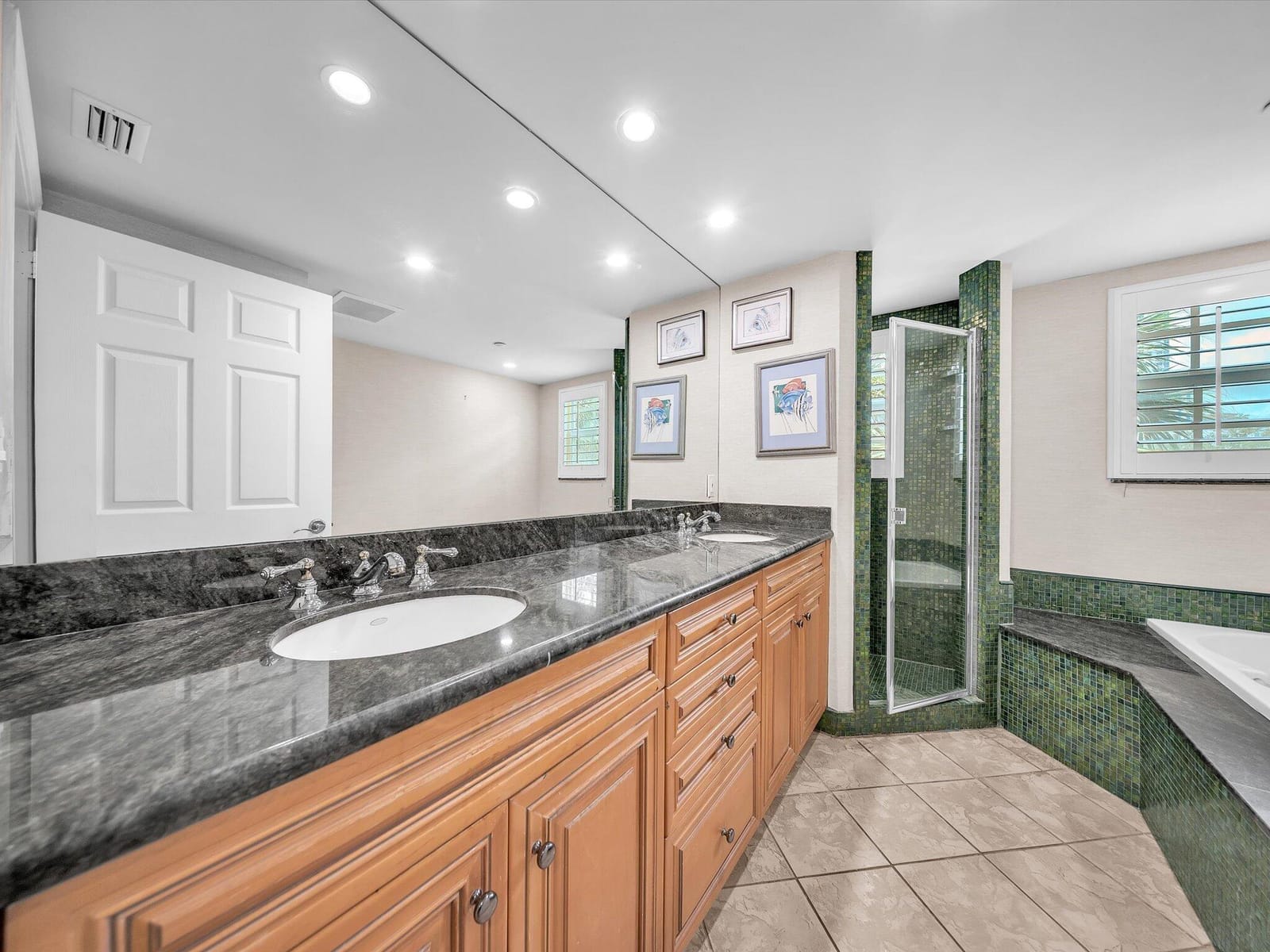 1111 E Las Olas Boulevard 308, Fort Lauderdale, FL 33301 photo 18