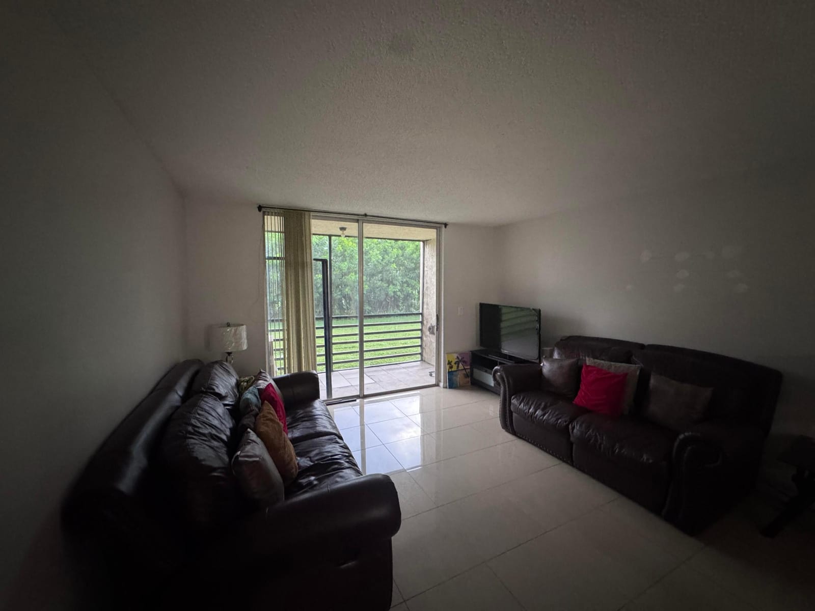 2830 SOMERSET Drive 104N — photo 8