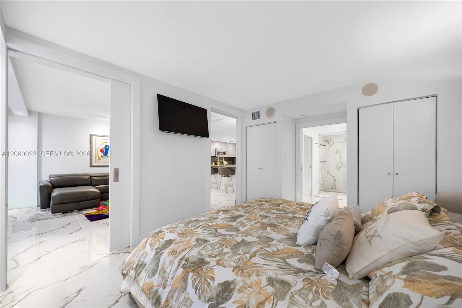 465 Ocean Drive 303, Miami Beach, FL 33139 photo 14
