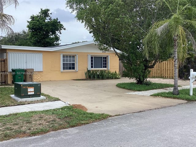 4320 SW 56th Avenue, Davie Little Ranches, Davie, FL