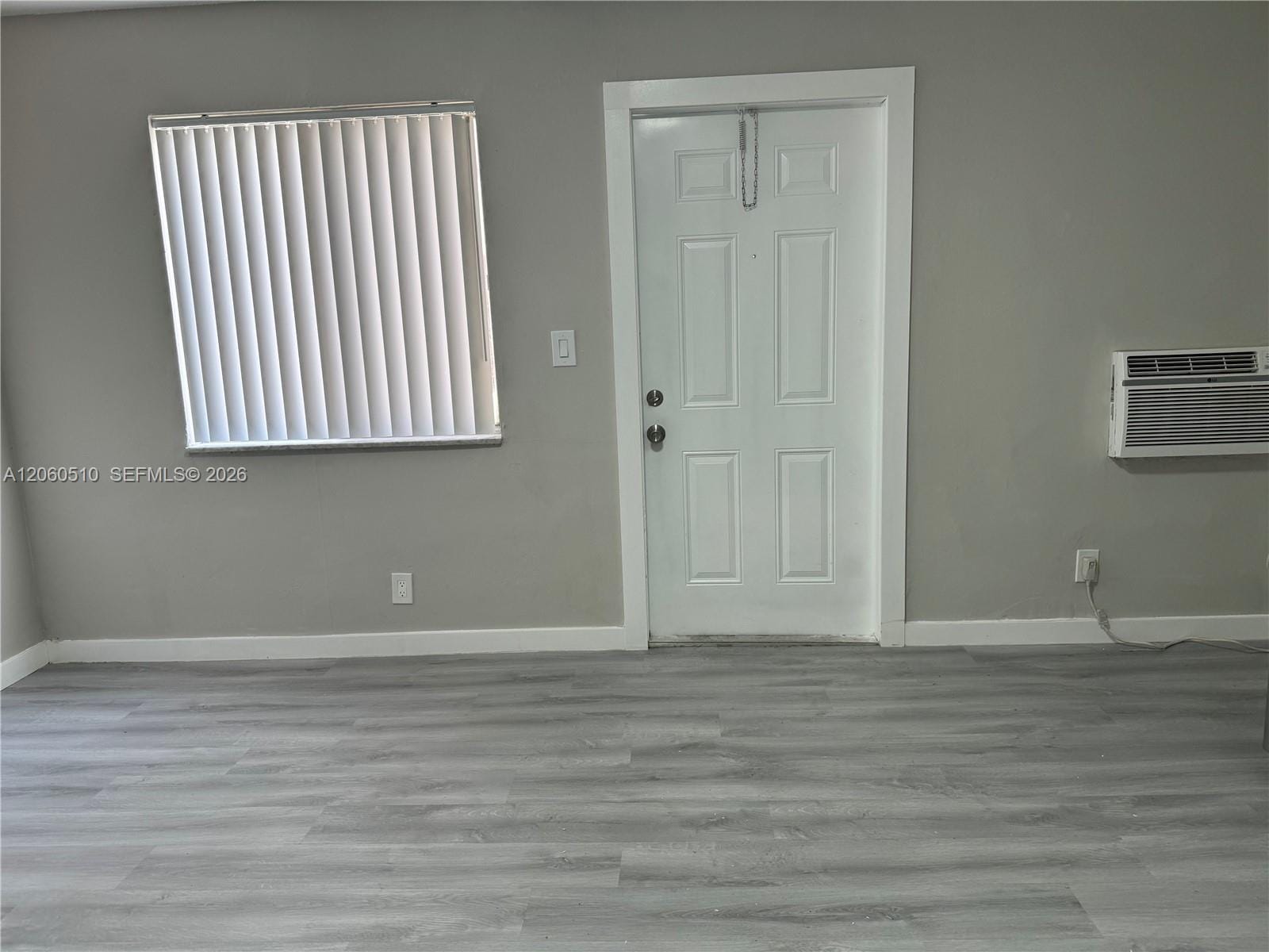 501 SE 23rd Street 12, Fort Lauderdale, FL 33316 photo 2