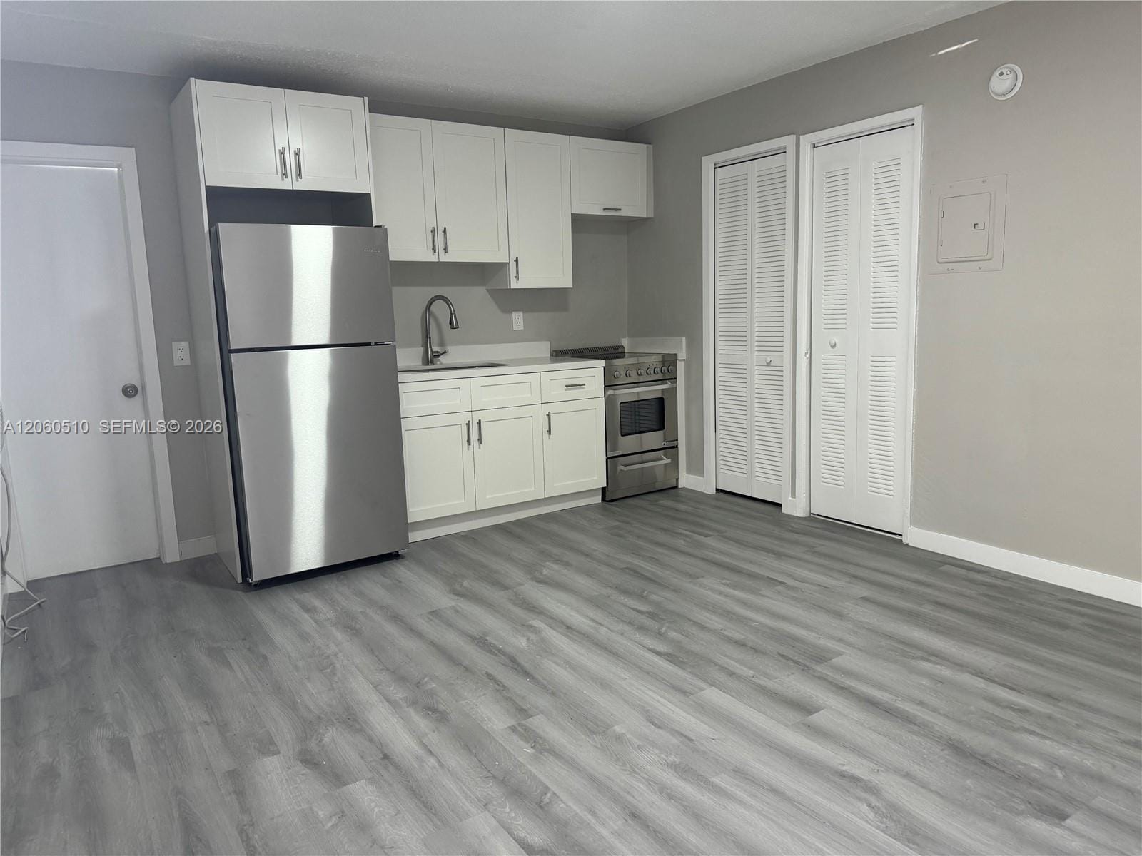 501 SE 23rd Street 12, Fort Lauderdale, FL 33316 photo 4