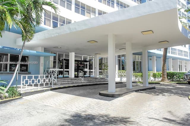 7441 Wayne Avenue 10C, Parkview Point, Miami Beach, FL