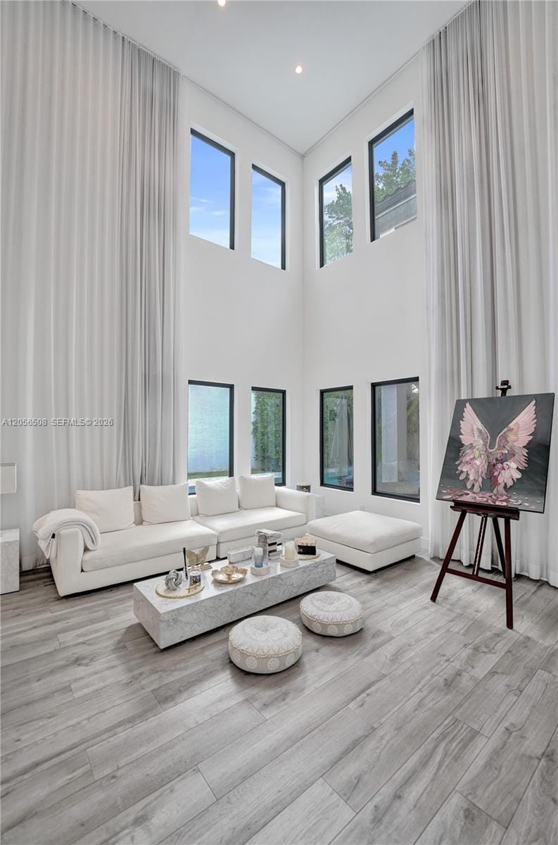 5742 E Brookfield Circle E — photo 4