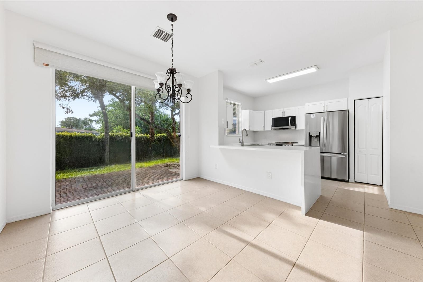 402 SEMINOLE PALMS Drive 402 — photo 11