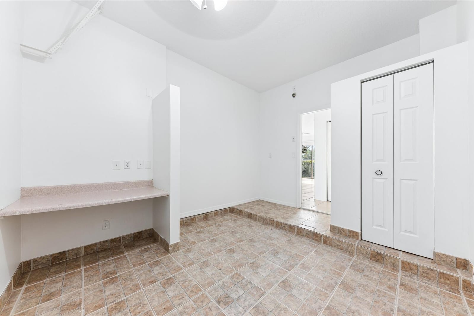 402 SEMINOLE PALMS Drive 402, Greenacres, FL 33463 photo 29