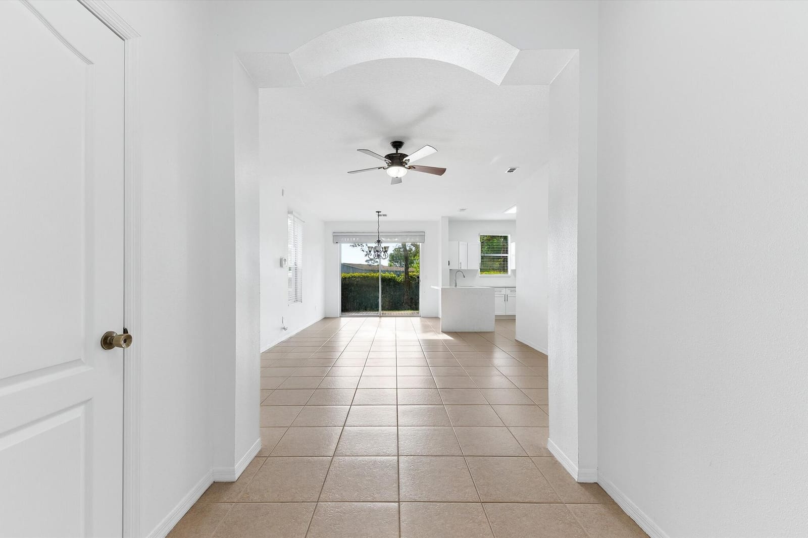 402 SEMINOLE PALMS Drive 402 — photo 8