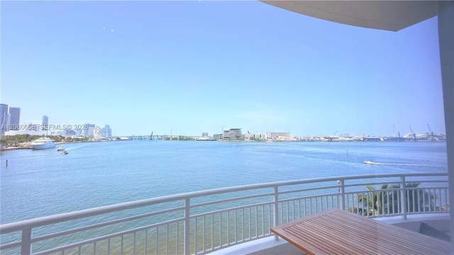848 Brickell Key Drive 1102, Three Tequesta Point, Miami, FL