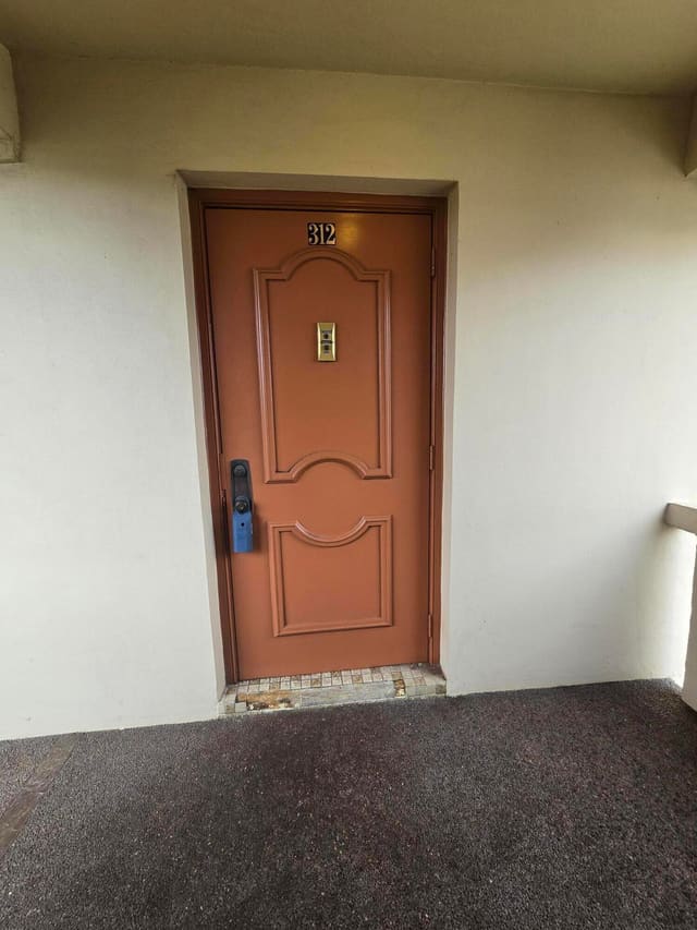 2800 W Sunrise Lakes Drive W 312, Sunrise, FL 33322