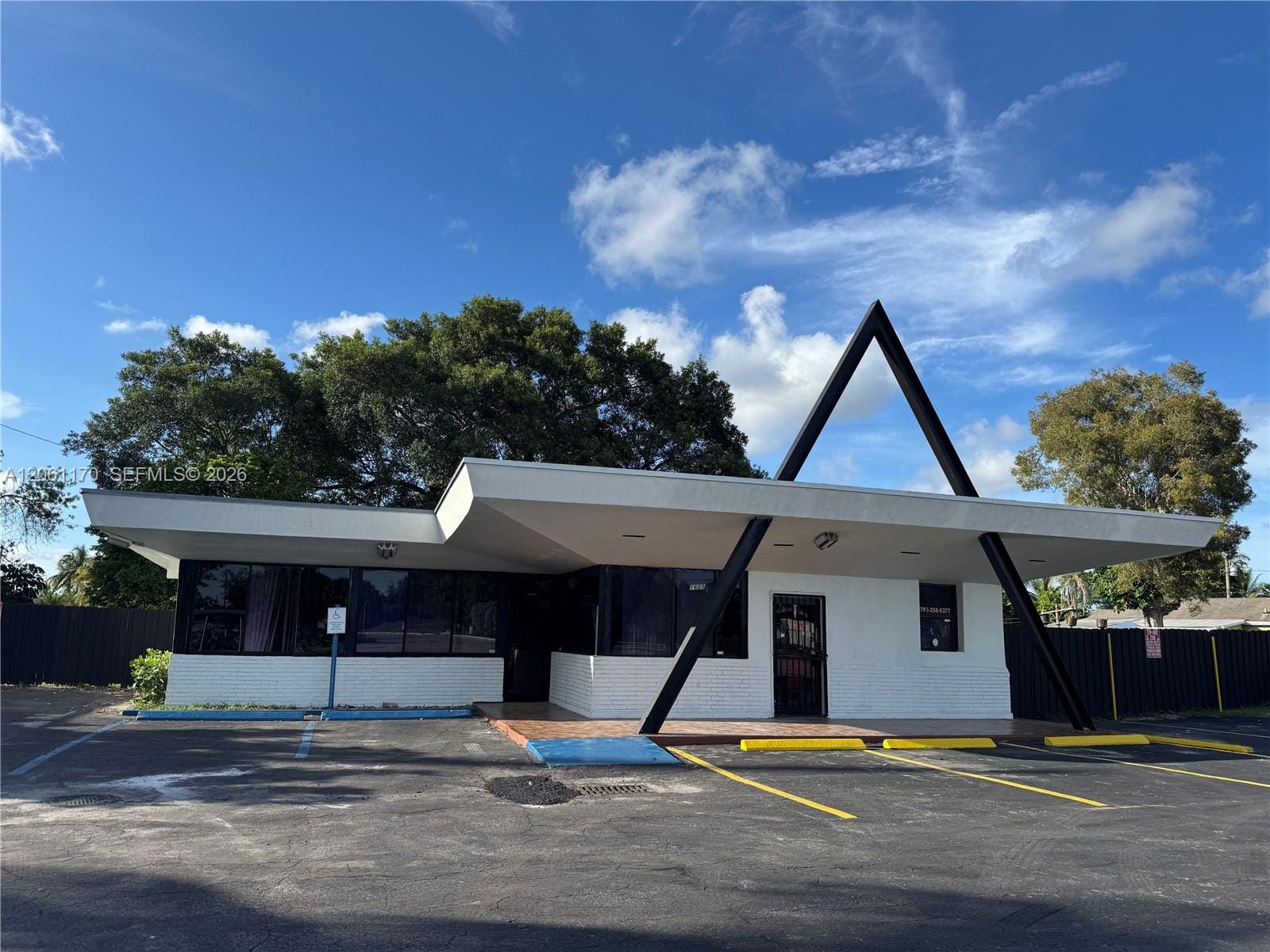 1605 NW 95th Street, Miami, FL 33147 photo 3
