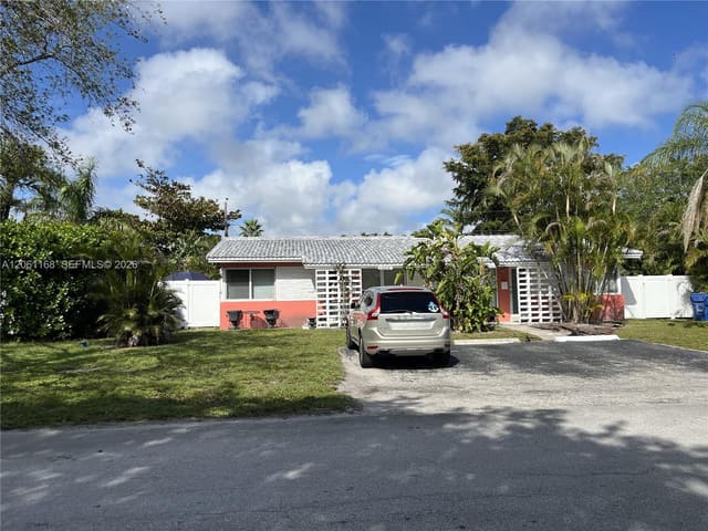 1409 NE 21st Street 1, Wilton Manors, FL 33305