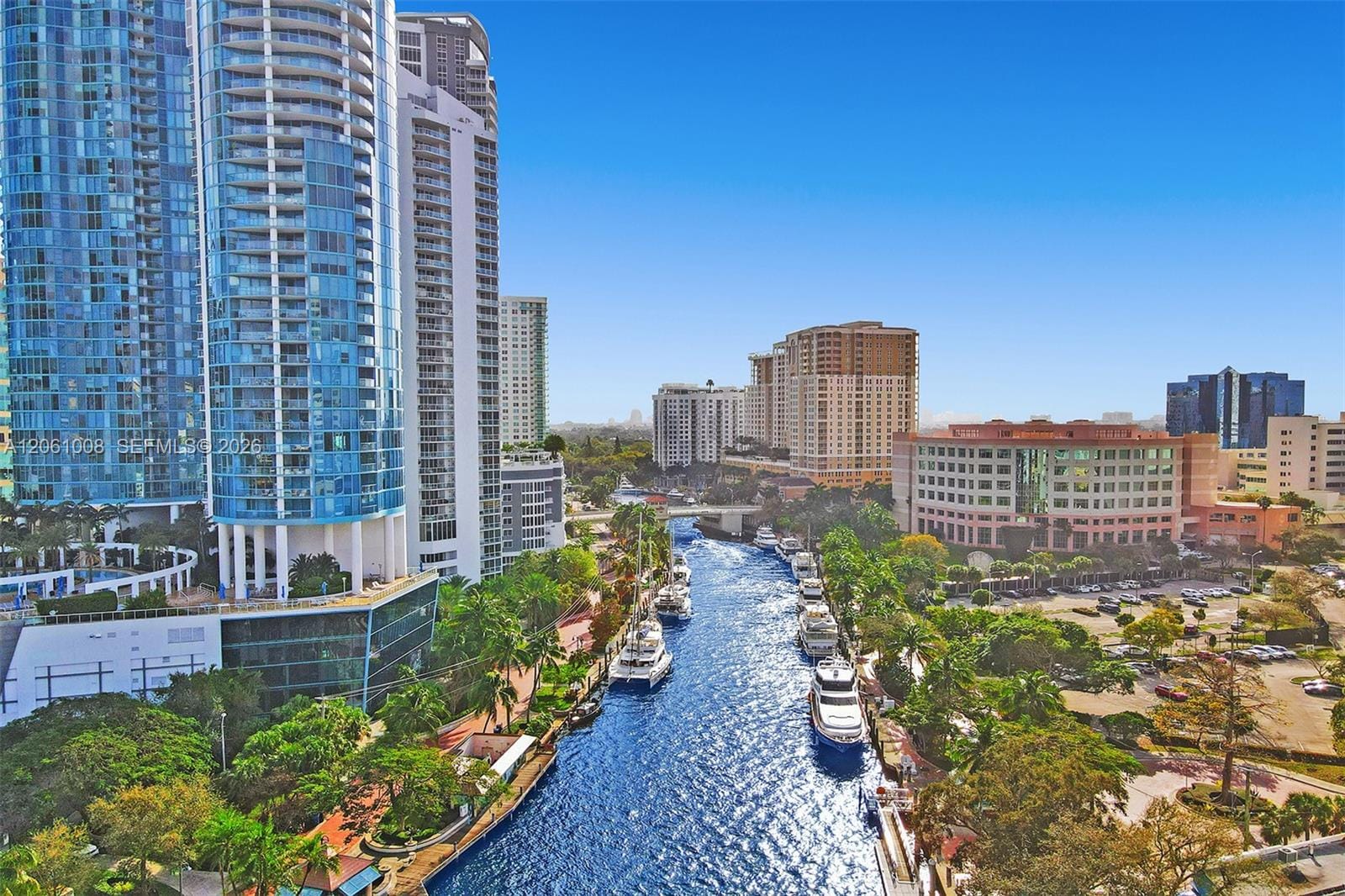333 Las Olas Way 3209 — photo 2