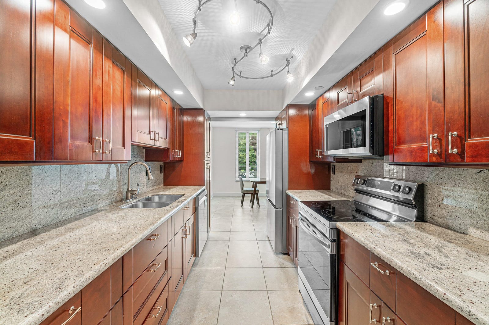 100 SE 5th Avenue 216 — photo 11