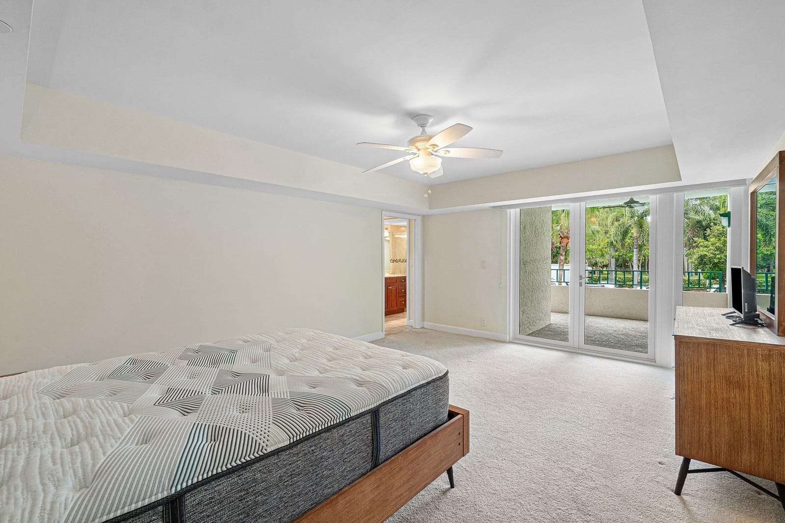 100 SE 5th Avenue 216, Boca Raton, FL 33432 photo 14