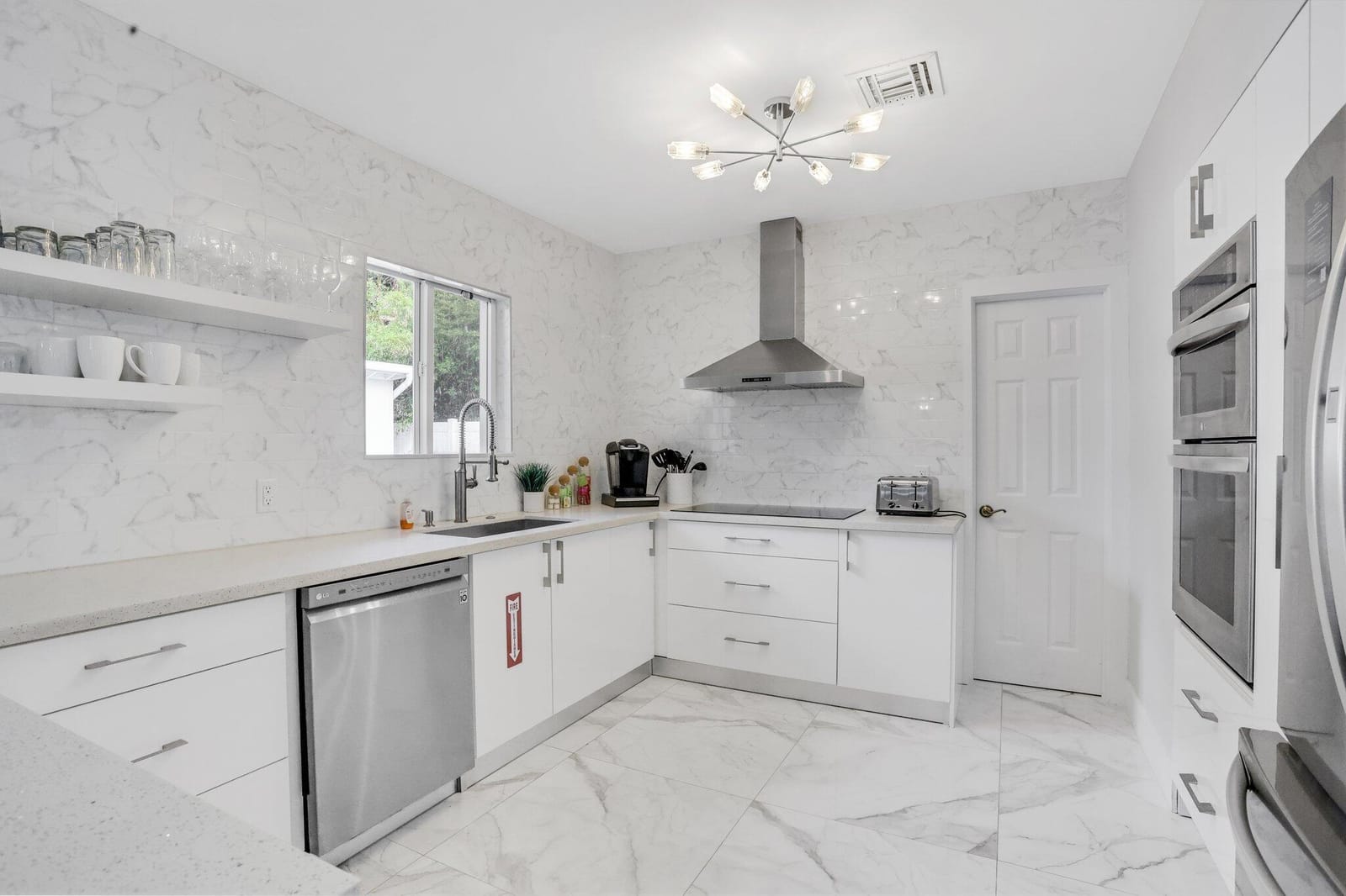 3025 CENTER Avenue, Fort Lauderdale, FL 33308 photo 13