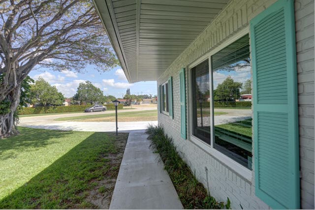 1133 7th Street, sold in ZIP 33403, Lake Park, FL