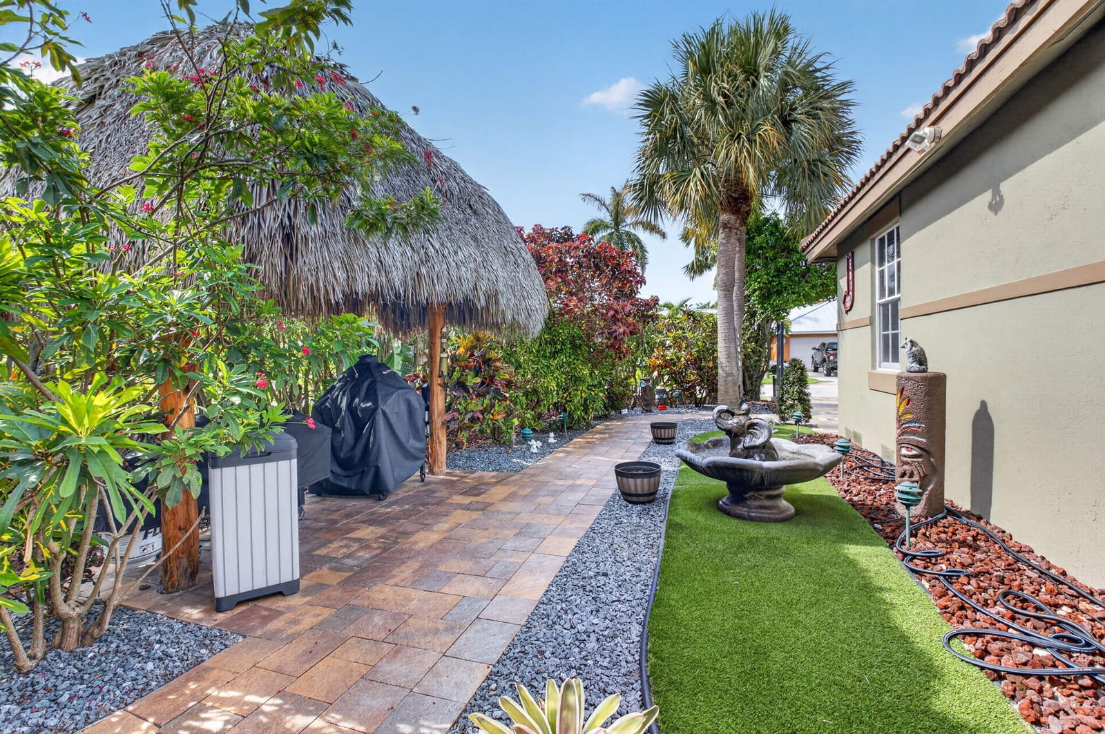 1590 SW 4TH Circle — photo 5