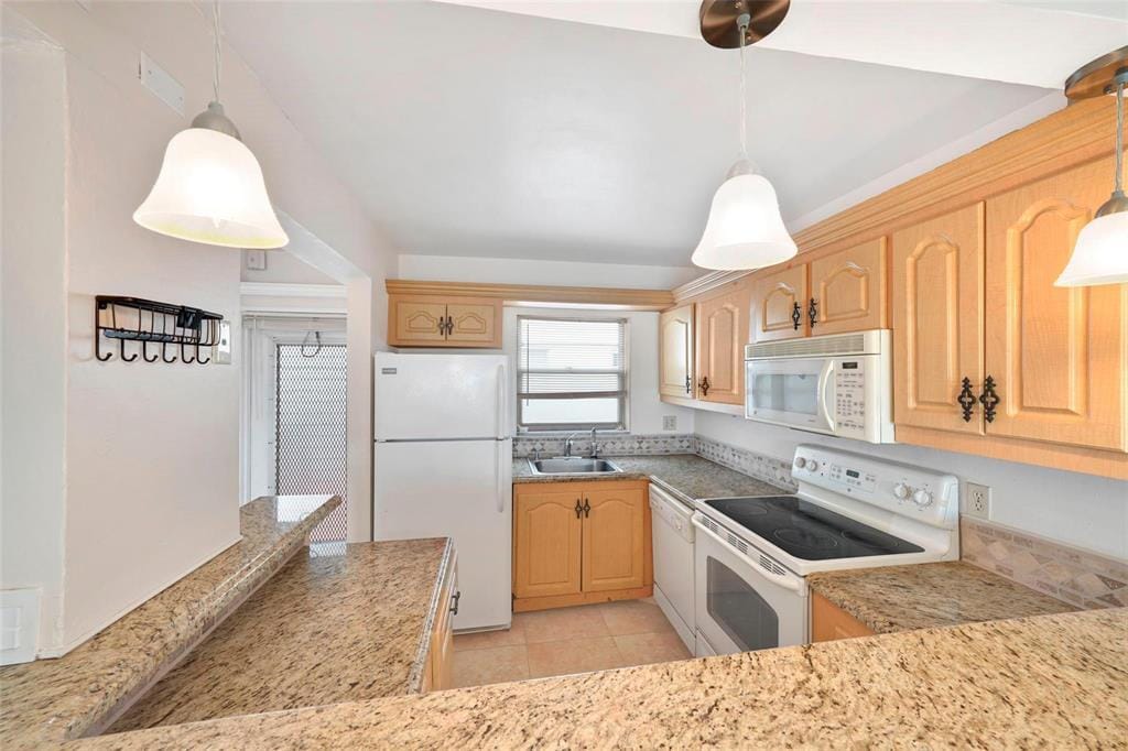 7500 NW 30th Place 402, Sunrise, FL 33313 photo 4