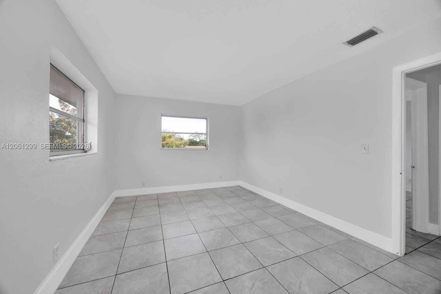 510 SE 12th Court 6 — photo 5
