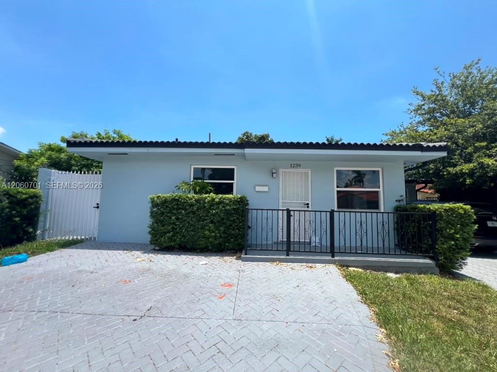 1239 SW 22nd Avenue 1239 — photo 10
