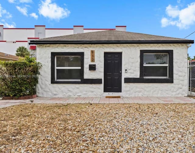 912 NW 2nd Street 912, Fort Lauderdale, FL 33311