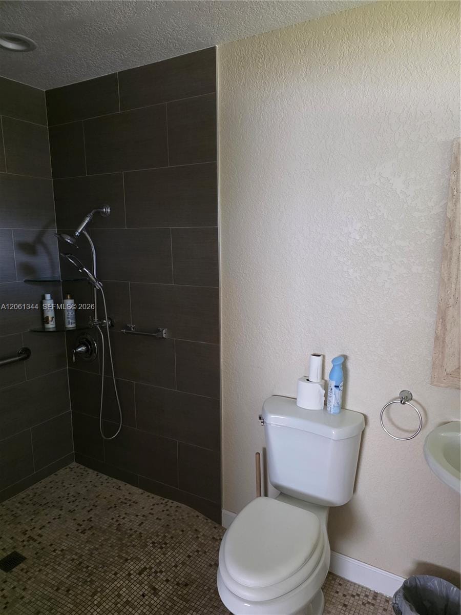 15331 Durnford Drive — photo 8