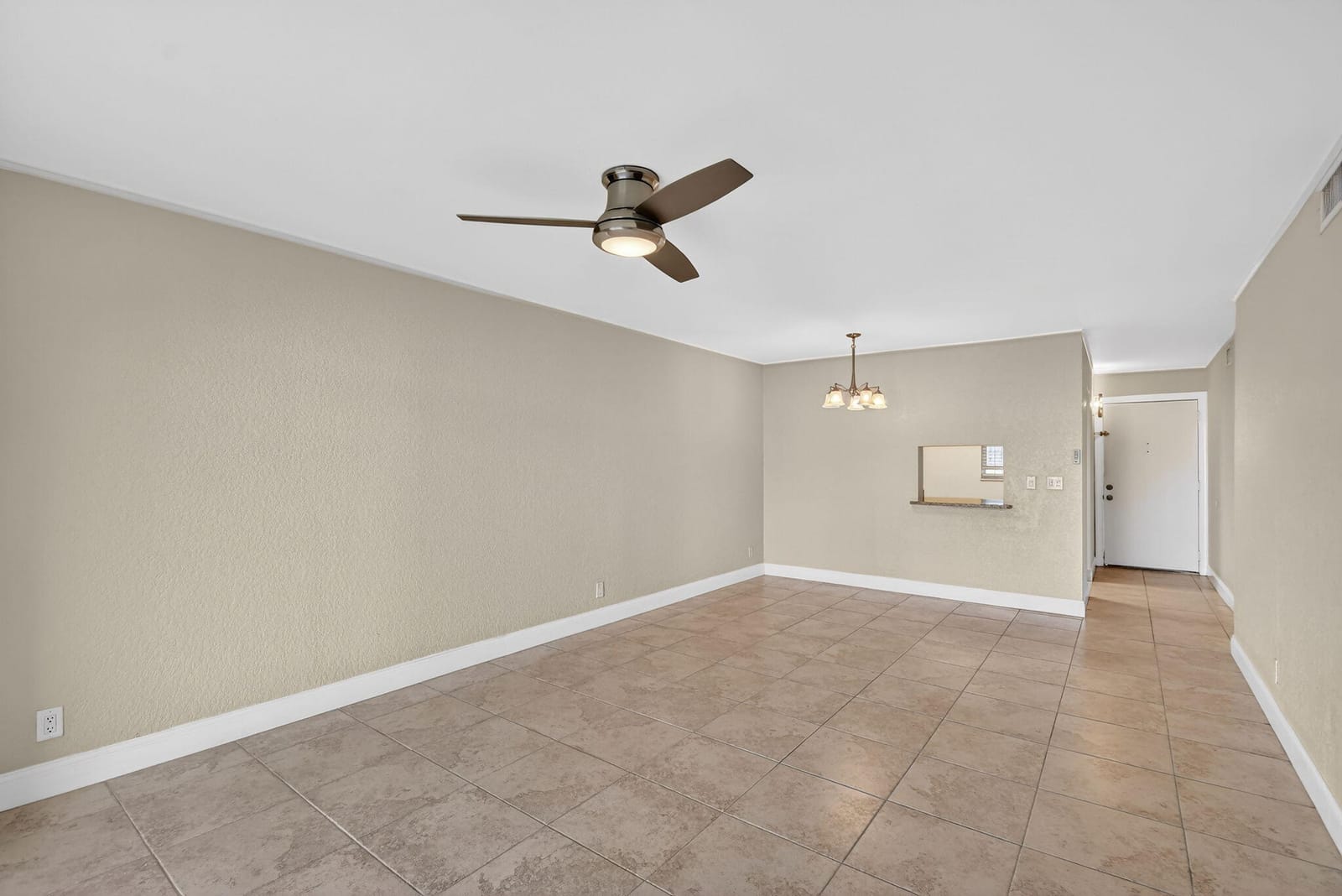 2615 NE 1ST Court 312, Boynton Beach, FL 33435 photo 15