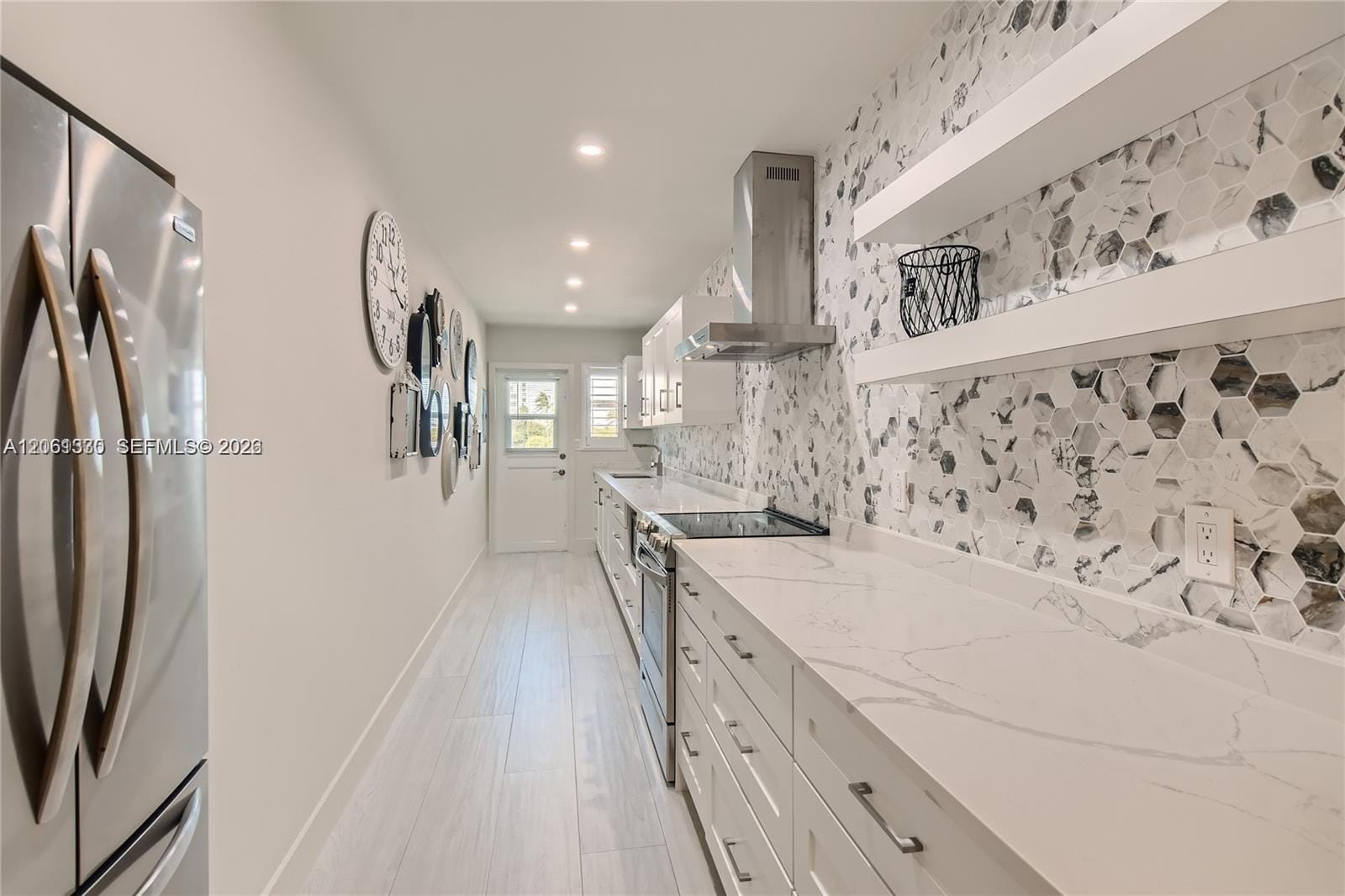 1504 S Surf Road 65, Hollywood, FL 33019 photo 4