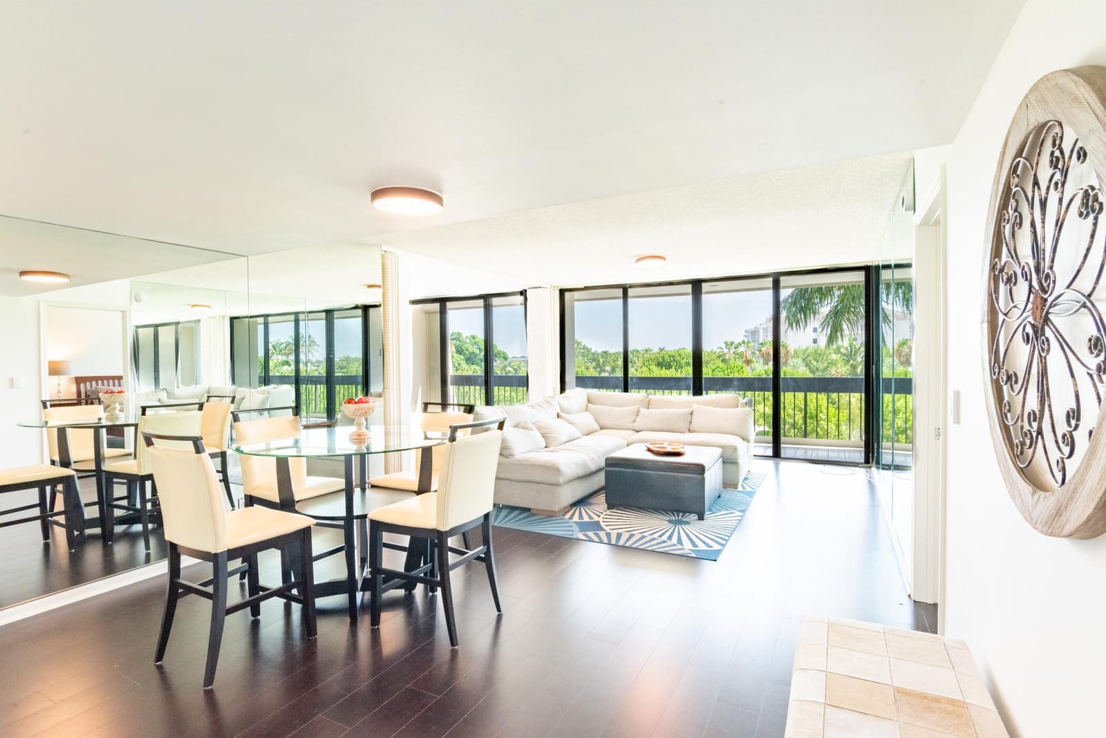 2400 PRESIDENTIAL Way 302 — photo 7