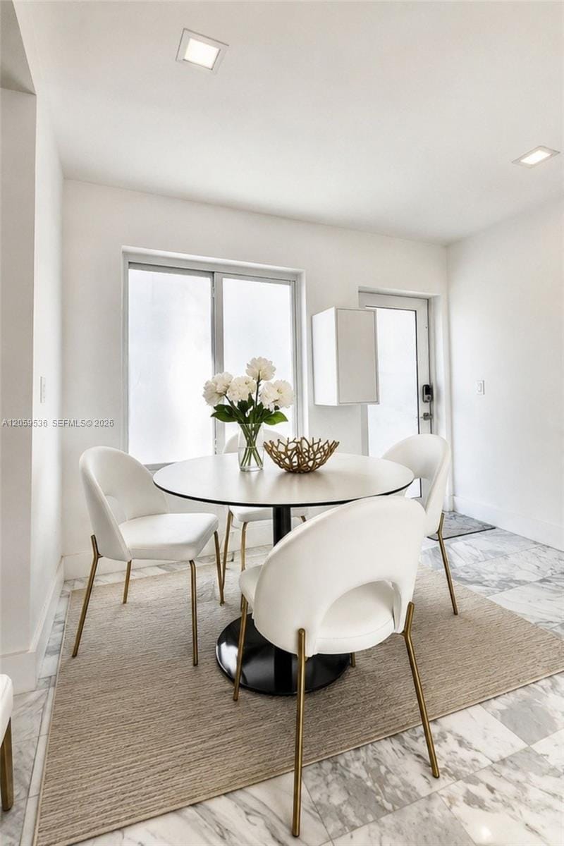 1150 Euclid Avenue 306 — photo 3