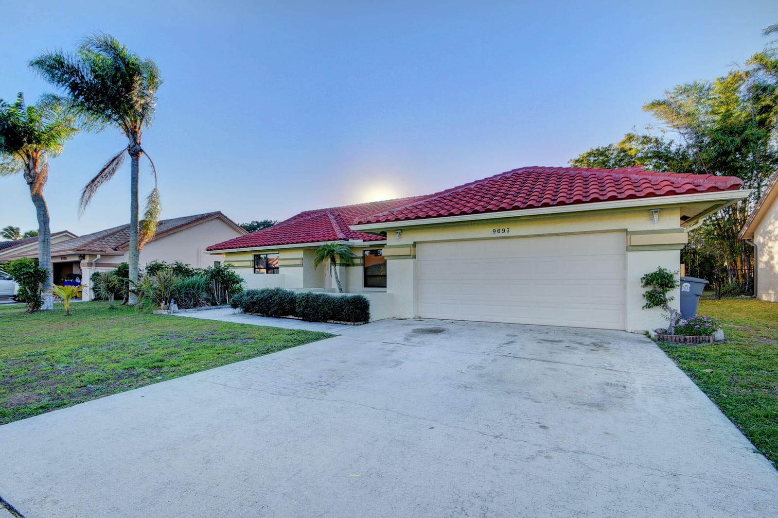9697 MAJESTIC Way — photo 5