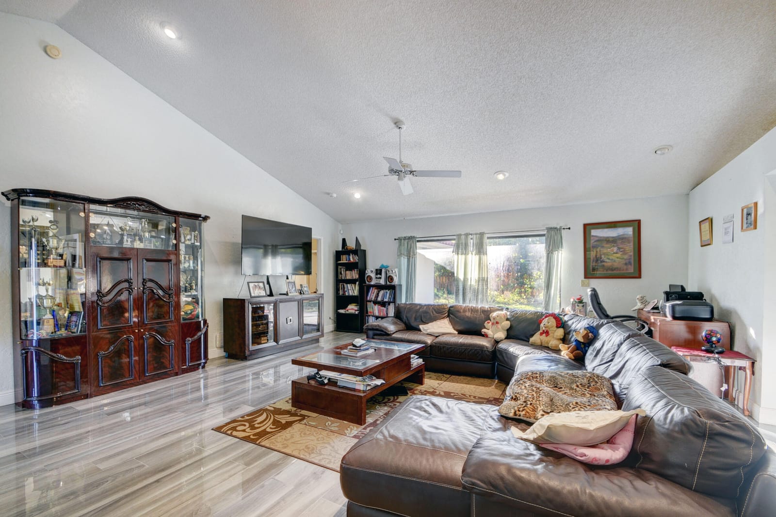9697 MAJESTIC Way — photo 9