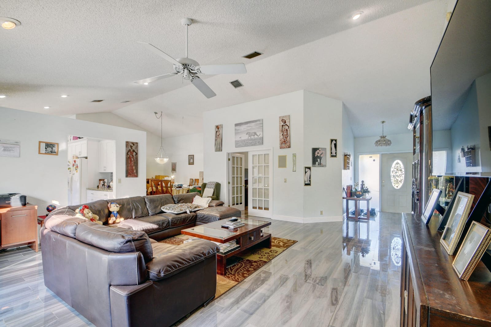 9697 MAJESTIC Way — photo 10