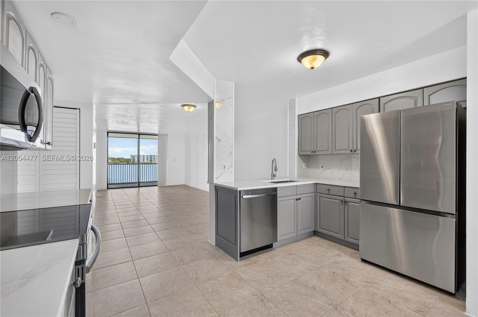 117 Lake Emerald Drive 408, Oakland Park, FL 33309 photo 14