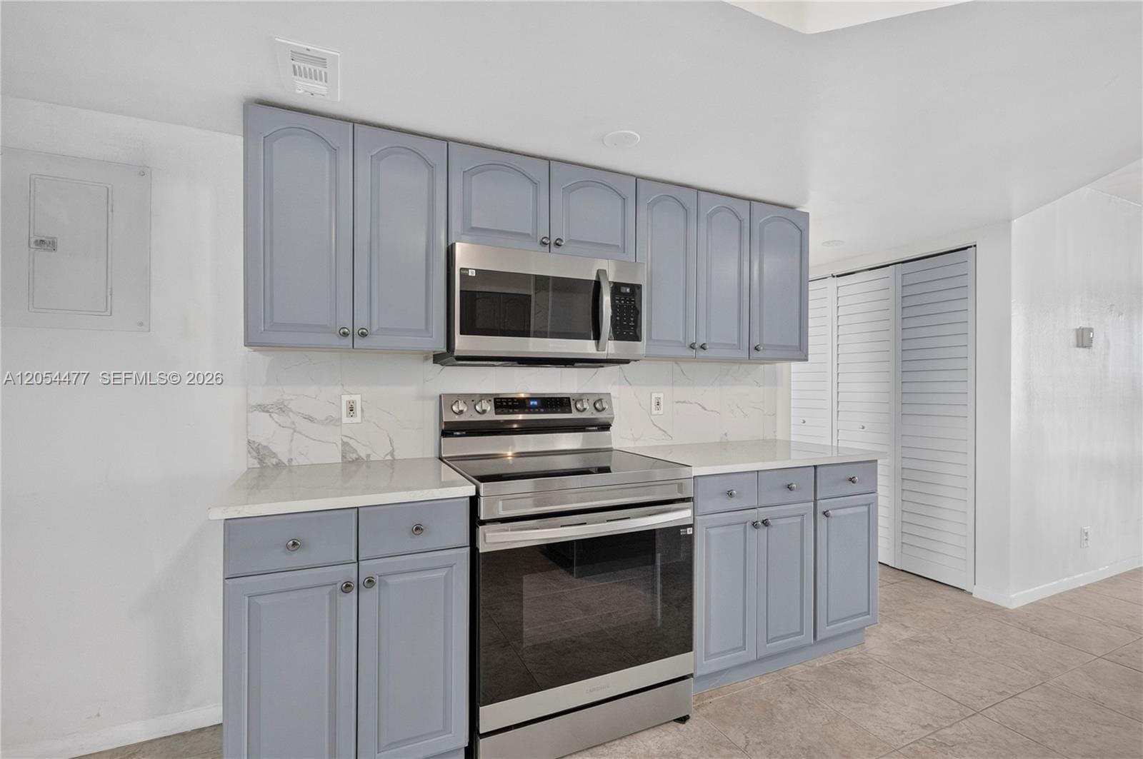 117 Lake Emerald Drive 408, Oakland Park, FL 33309 photo 18