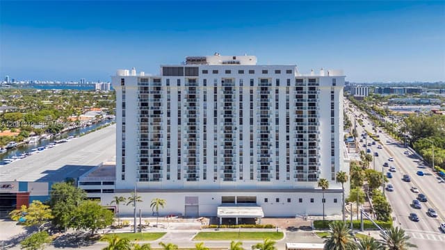13499 Biscayne Boulevard CUM1, North Miami, FL 33181