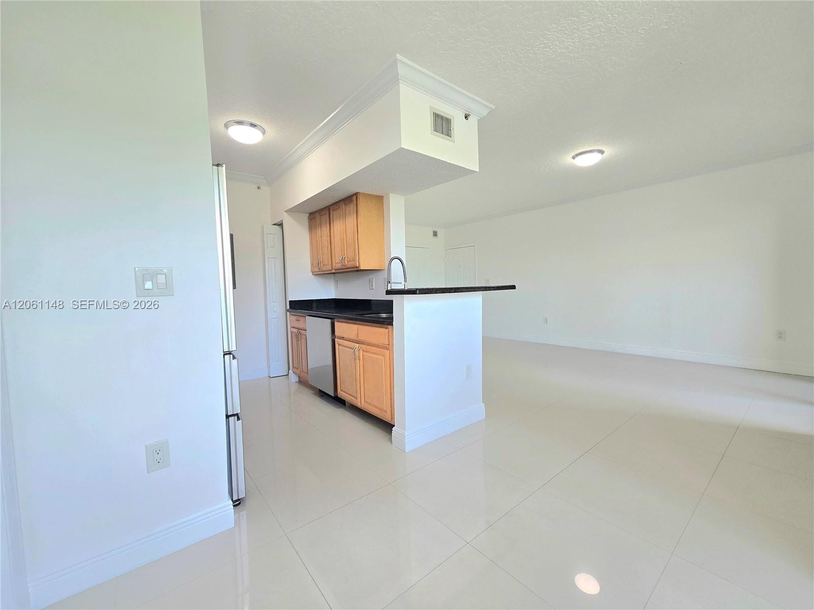 11600 SW 2nd Street 18104 — photo 3